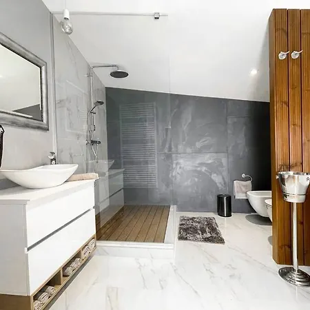 Apartment Mons Penthouse Stylish & Relaxing *